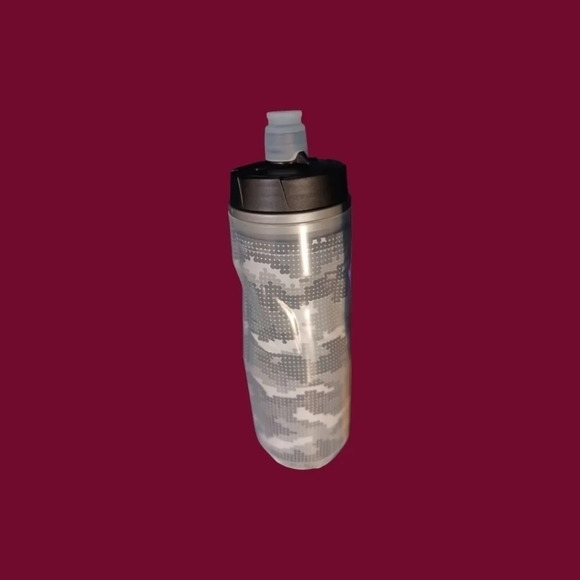 Essentials double layered bike bottle 710ml - Picture 6 of 11